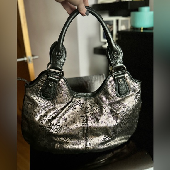 BODHI Shoulder Bag, Leather/Suede-like Material, expands on the bottom,worn once - Picture 3 of 14